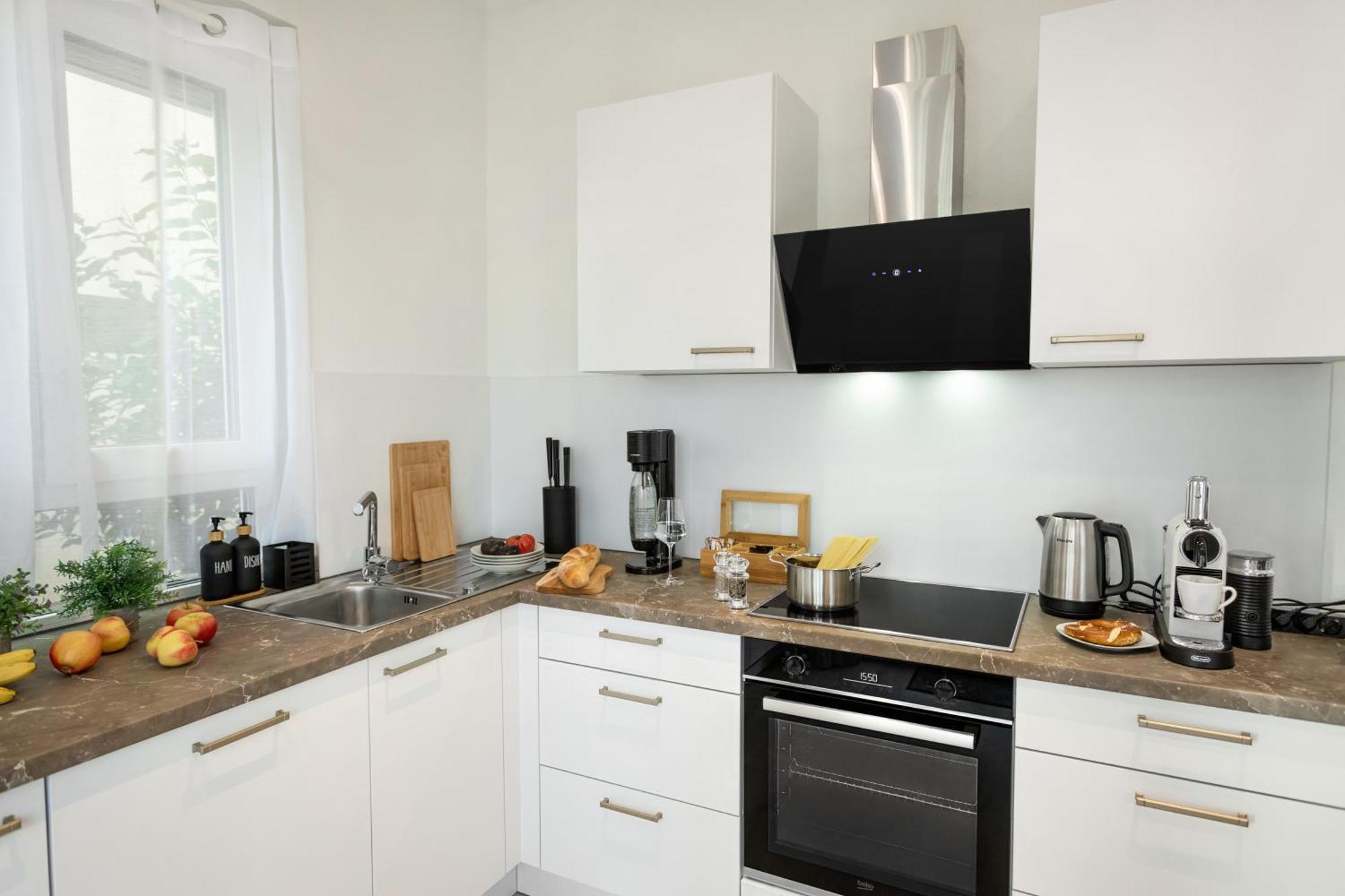 Апартаменты Rosenberg-suites - Zentral, Stellplatz, Grosse Terasse, Business & Privat Хейльбронн